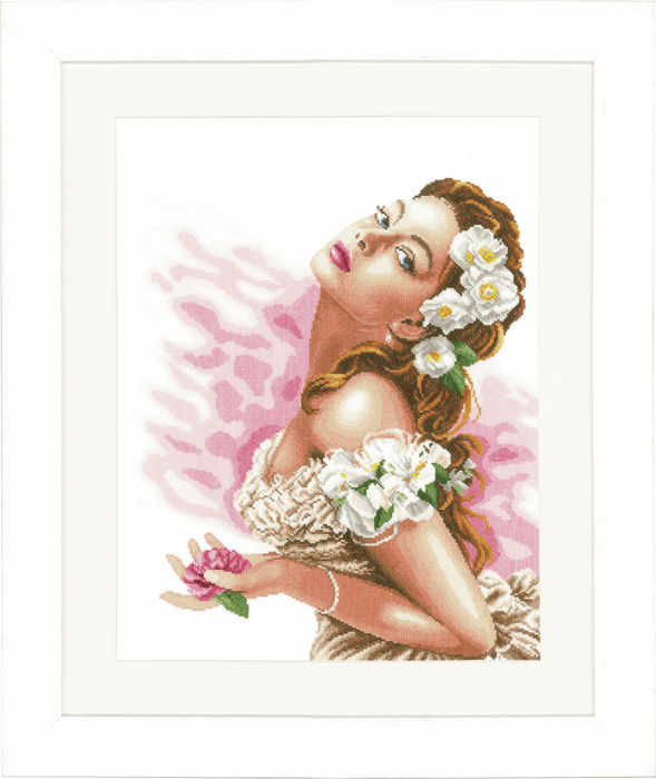 Counted Cross Stitch Kit: Lady of the Camellias (Evenweave)