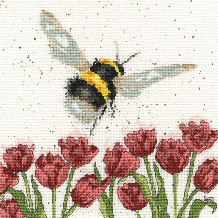 Wrendale Designs - Flight of the Bumblebee