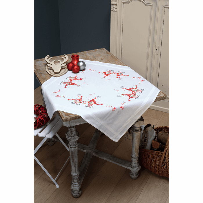 Counted Cross Stitch Kit: Tablecloth: Christmas Gnomes