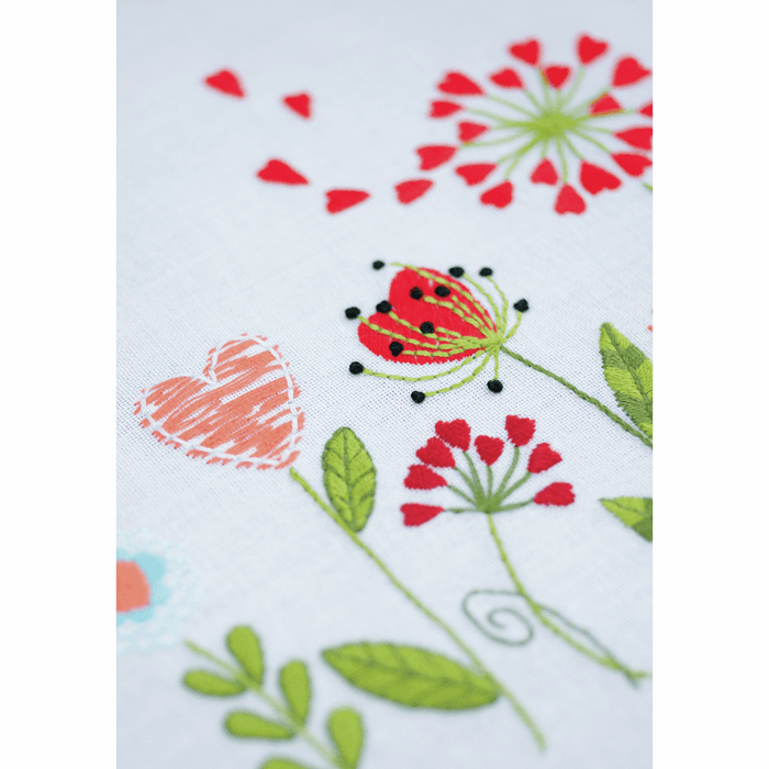 Counted Cross Stitch Kit: Tablecloth: Flowers