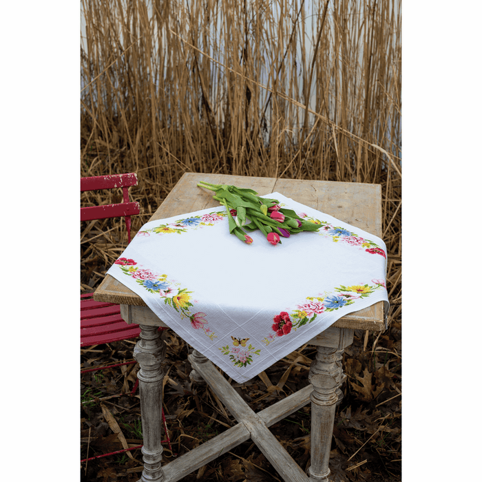 Counted Cross Stitch Kit: Tablecloth: Colourful Flowers